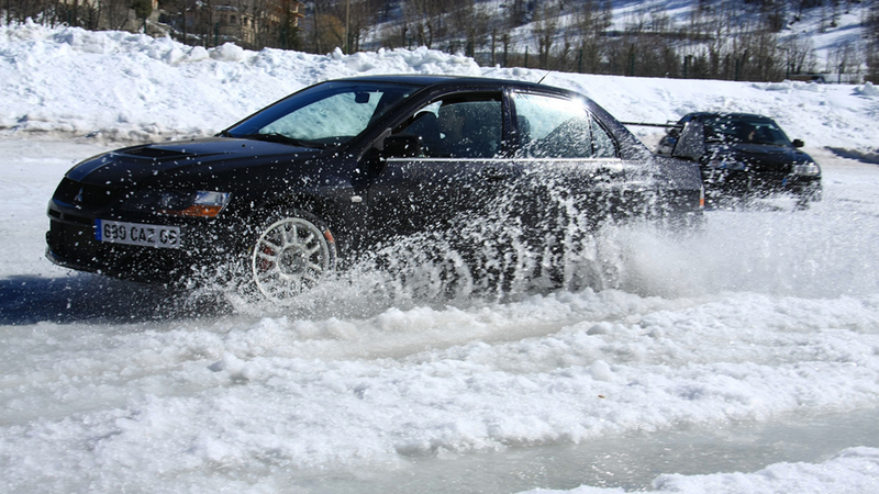 Illustration for article titled The Ten Best Ways To Improve Your Winter Driving